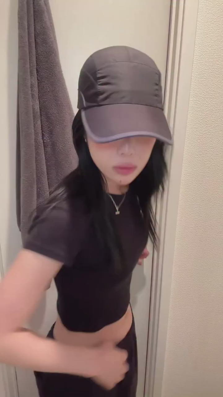 4f8e35ff-e0bb-40c3-8e75-54cf678b487d.mp4__PID:3b61e864-5edf-466c-9d44-fbba69aa64ae